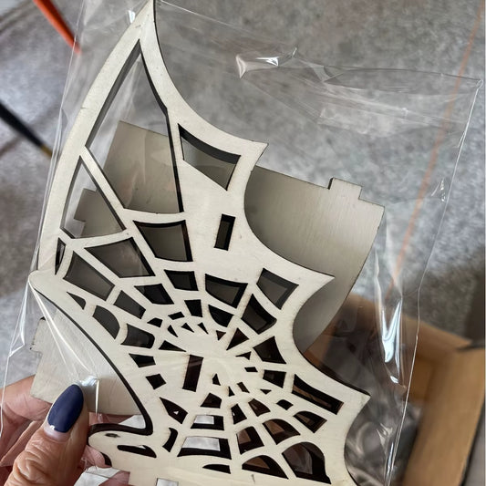 1Pcs Floating Animal Display Shelf, Wall Shelf, Corner Hollowing Creative Shape Storage Shelf, Home Decoration,Used in Halloween